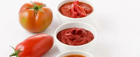 تصویر 4 از رب گوجه فرنگی چین چین با غلظت مناسب و رنگ طبیعی برای آشپزی روزانه
